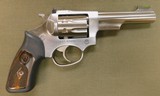 Ruger SP101 22 LR - Image 1 of 2