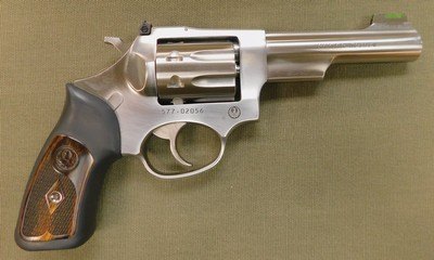 Ruger SP101 22 LR - Image 1 of 2