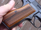 BROWNING HI POWER BELG. 1968 T SERIES WITH RING HAMMER AS NEW COND WITH BROWNING CASE ! - 7 of 10