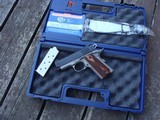 COLT DEFENDER LIGHTWEIGHT 3" SUBCOMPACT 2 TONE AS NEW IN BOX WITH PAPERS, EXTRA MAG & LOCK - 2 of 7