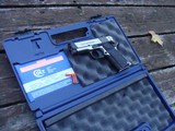 Colt Combat Elite Defender 9mm As New In Box Rarely Found Super Bargain - 1 of 14