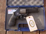 Smith & Wesson 329 Air Lite PD Near New In Box Scandium and Titanium
4" Bear Protection Weighs 1 3/4 lbs!!!! - 4 of 10