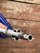 Smith & Wesson Model 60 no dash In Box With All Papers 1 3/4" pinned barrel R series - 5 of 8