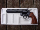 Colt Python 1980 6" Royal Blue In Box With All Papers !!!!!!! - 6 of 10