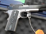 Colt 1911 COMPETITION SERIES VERY RARE 2 TONE STAINLESS/BLUE FACTORY
NEW IN BOX 45 - 1 of 4