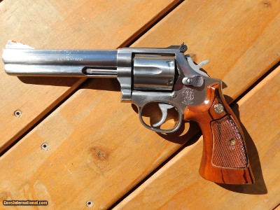 Smith & Wesson 686 No Dash 6