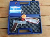 Colt Lightweight Defender AS NEW IN BOX BARGAIN 45 AC - 3 of 10