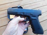 Glock Model 22 Gen 4 Cal 40 Near New Cond in correct box with extra 15 round mag Best Value Of Any Offered - 2 of 7