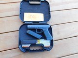 Glock Model 22 Gen 4 Cal 40 Near New Cond in correct box with extra 15 round mag Best Value Of Any Offered - 1 of 7