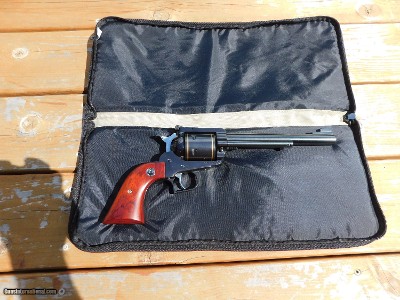 Ruger Super Blackhawk 50th Anniversary Edition 2009 Near New In Correct Original Zippered Case Factory Gold Inlay
