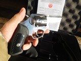 Ruger SP 101 357 In Box All Papers As New Bargain - 4 of 7