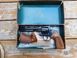 Colt 1963 Python With Box and Papers !!!!!!!....VERY RARELY ENCOUNTERED
VINTAGE HANDMADE PYTHON ***** - 18 of 20