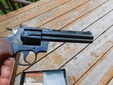 Colt 1963 Python With Box and Papers !!!!!!!....VERY RARELY ENCOUNTERED
VINTAGE HANDMADE PYTHON ***** - 14 of 20