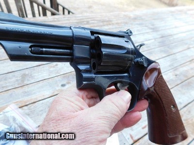 Smith & Wesson Model 28 -2 4