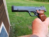 Smith & Wesson Model 41 1970 * Near New Cond Beauty With Extra Mag - 6 of 7