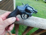 High Standard Sentinel Deluxe 9 shot 22 Snubby In correct factory box...Not too far from new quality beauty - 2 of 10