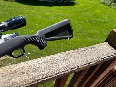 Ruger 77/22 Stainless Paddle Stock Zytel Near New with Scope ready to shoot Bargain Priced Below Others Like It - Image 6 of 7