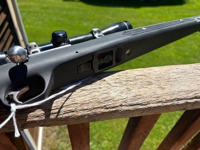 Ruger 77/22 Stainless Paddle Stock Zytel Near New with Scope ready to shoot Bargain Priced Below Others Like It - Image 4 of 7