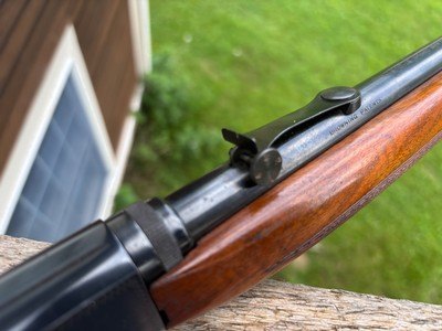 Browning SA .22 Vintage let gen late 1950's to 1961 Bargain Belg. .22 with original wheel sight !! Some consider these the finest 22 auto's every made - Image 10 of 13