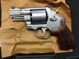 SMITH & WESSON 627 PERFORMANCE CENTER 8RND - 1 of 9