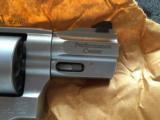 SMITH & WESSON 686 PERFORMANCE CENTER - 5 of 11