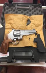 SMITH & WESSON 627 PERFORMANCE .357 - 5 of 9