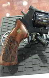 Smith and WessonModel 586 .357 Magnum - 9 of 12