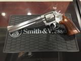 SMITH & WESSON 686-3 - 7 of 10