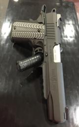 BROWNING 1911 .380 CAL, BLACK LABEL PRO W/NIGHT SIGHTS
- 5 of 10