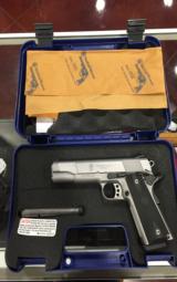 SMITH & WESSON SW1911 .45ACP
- 2 of 14