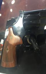 SMITH & WESSON MODEL 29 .44 MAGNUM- 11 of 14