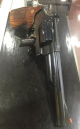 SMITH & WESSON MODEL 57 .41 MAGNUM
- 10 of 15