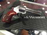 SMITH & WESSON MODEL 686 .357 MAGNUM - 13 of 15