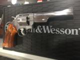 SMITH & WESSON MODEL 624 ANIB .44 SPECIAL
- 3 of 15