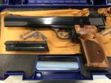 SMITH & WESSON MODEL 41- 1 of 12