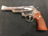SMITH & WESSON
29-2 - 5 of 15