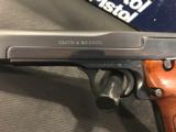 SMITH & WESSON MODEL 41 .22LR - 14 of 15