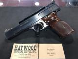 SMITH & WESSON MODEL 41 .22LR - 2 of 13