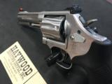SMITH & WESSON MODEL 686 SS .357 MAG - 8 of 14