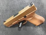 GLOCK 19RTF2 VICKERS TACTICAL 9MM FULL FDE
- 4 of 15