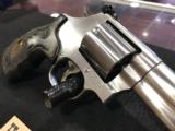 SMITH & WESSON 686 .357MAG- 11 of 15