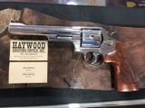 SMITH & WESSON MODEL 29-10
6"NICKEL 44MAG
- 9 of 10