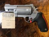 TAURUS RAGING JUDGE 45LC/410g - 1 of 12