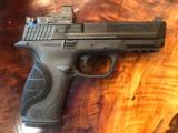 SMITH & WESSON M&P9 PRO SERIES CORE 9MM (BURRIS FAST FIRE 3 RED DOT INCLUDED) - 4 of 12