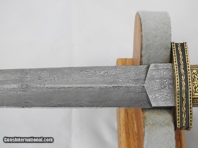 Old Damascus Blade Dagger With Engraved Gold And Black Enamel Fittings - Image 5 of 9