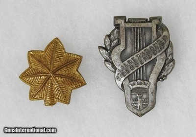 ORIGINAL WW 1 & 2,MIXED MEDALS & INSIGNIA LOT - Image 4 of 15