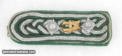 ORIGINAL WW 1 & 2,MIXED MEDALS & INSIGNIA LOT - Image 13 of 15
