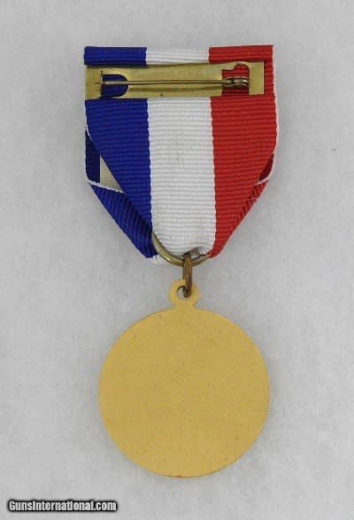 ORIGINAL WW 1 & 2,MIXED MEDALS & INSIGNIA LOT - Image 7 of 15