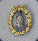 ORIGINAL GERMAN WW 2 and WW 1 MIXED MEDALS LOT - 2 of 14