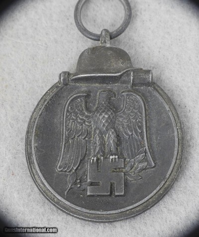 ORIGINAL GERMAN WW 2 and WW 1 MIXED MEDALS LOT - Image 8 of 14
